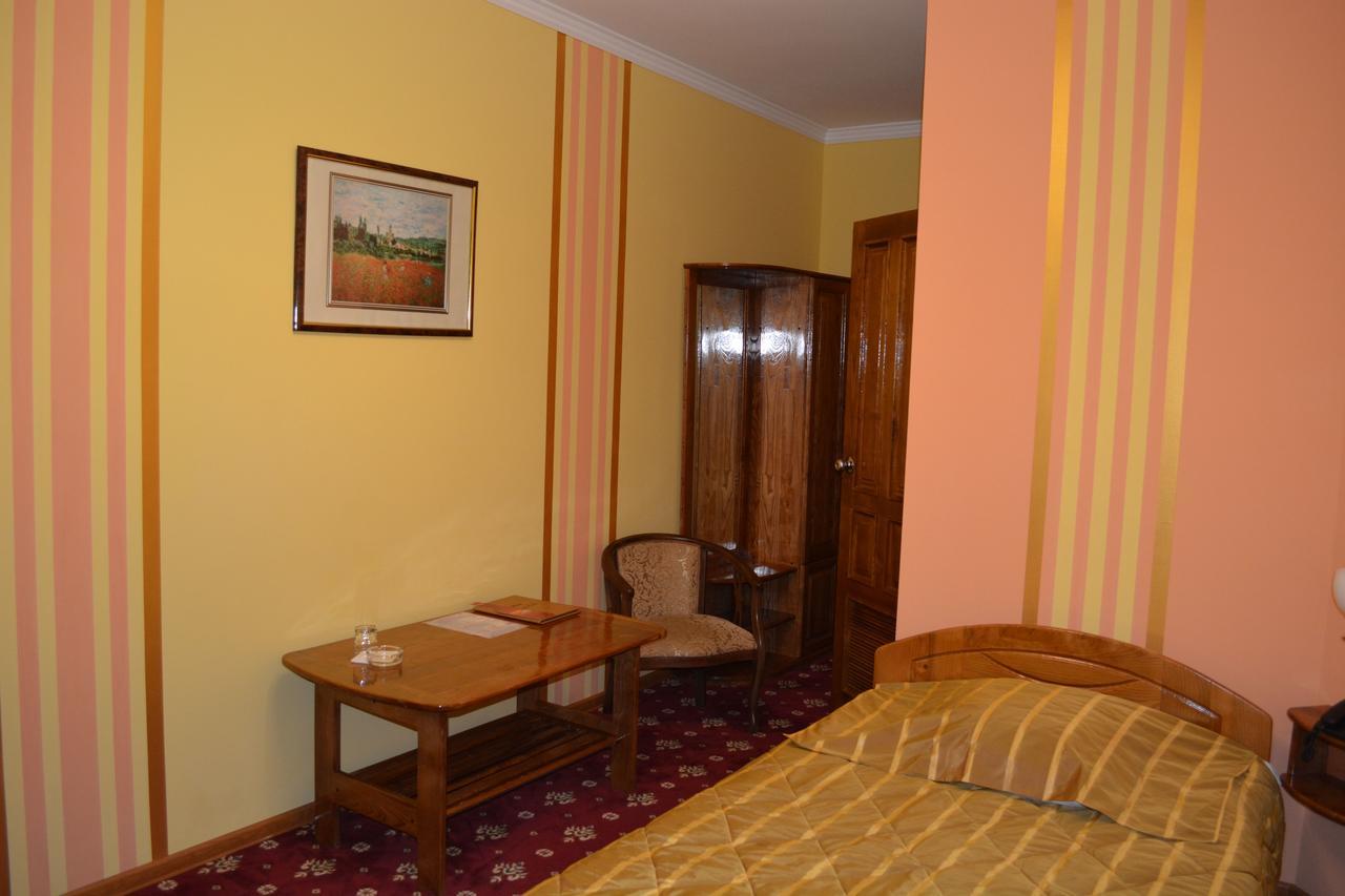 טשקנט Hotel Papillon מראה חיצוני תמונה
